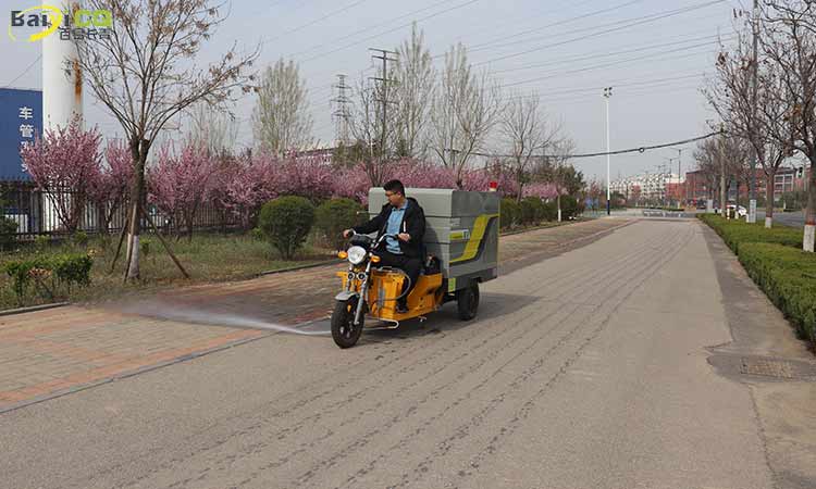 小(xiǎo)型三轮环卫高压清洗車(chē)