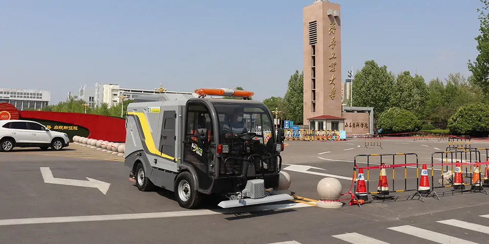 道路污染清除車(chē)_道路深度清洁車(chē)_纯電(diàn)动深度清洁車(chē)_深度清洁車(chē)