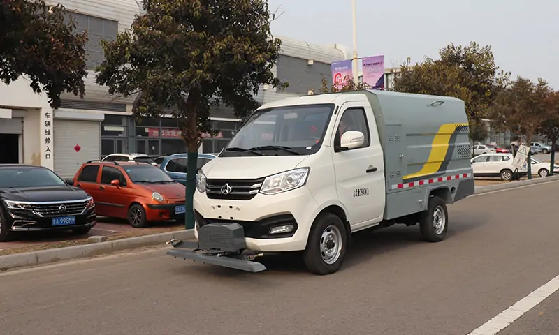 新(xīn)能(néng)源高压冲洗車(chē)：引领清洁革命，提升效率与环保，有(yǒu)公告，可(kě)上牌！