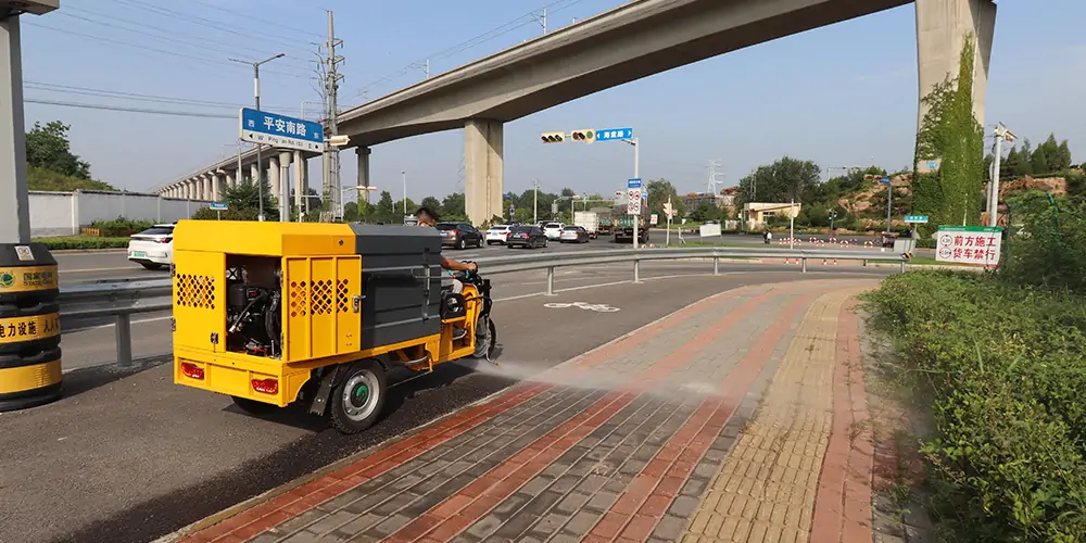 三轮高压清洗車(chē)_小(xiǎo)區(qū)高压清洗車(chē)_物(wù)业小(xiǎo)型高压冲洗車(chē)_园區(qū)高压清洗車(chē)