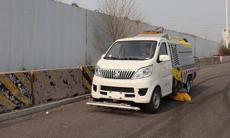 高效洁净，新(xīn)能(néng)源洗扫車(chē)助力城市清洁