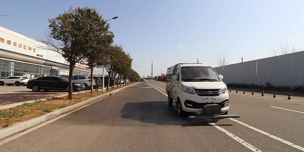 环卫专用(yòng)高压冲洗車(chē) 市政高压冲洗車(chē) 電(diàn)动四轮高压冲洗車(chē) 高压冲洗車(chē)清洗車(chē) 路面污渍高压冲洗車(chē)