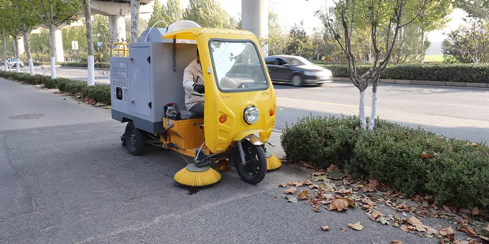 树叶收集器車(chē) 三轮树叶收集車(chē) 林场专用(yòng)树叶收集車(chē) 三轮車(chē)树叶收集机 電(diàn)动三轮車(chē)树叶收集器