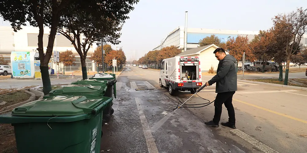 高压环卫冲洗車(chē) 四轮小(xiǎo)型高压冲洗車(chē) 電(diàn)动高压清洗冲洗車(chē) 高压路面冲洗清洗車(chē)